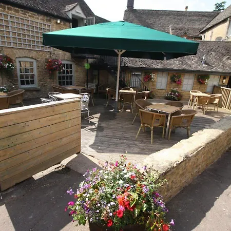 The Kings Arms Hotel-2
